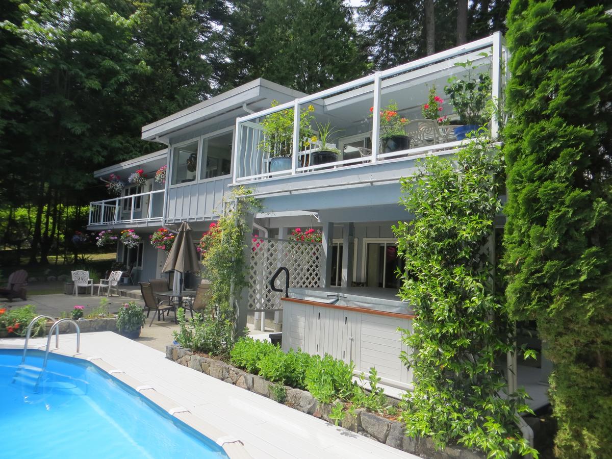 Caprice Bed & Breakfast Roberts Creek Eksteriør bilde