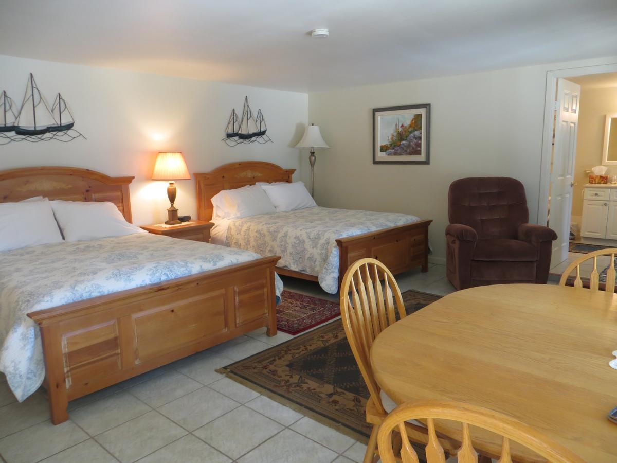Caprice Bed & Breakfast Roberts Creek Eksteriør bilde